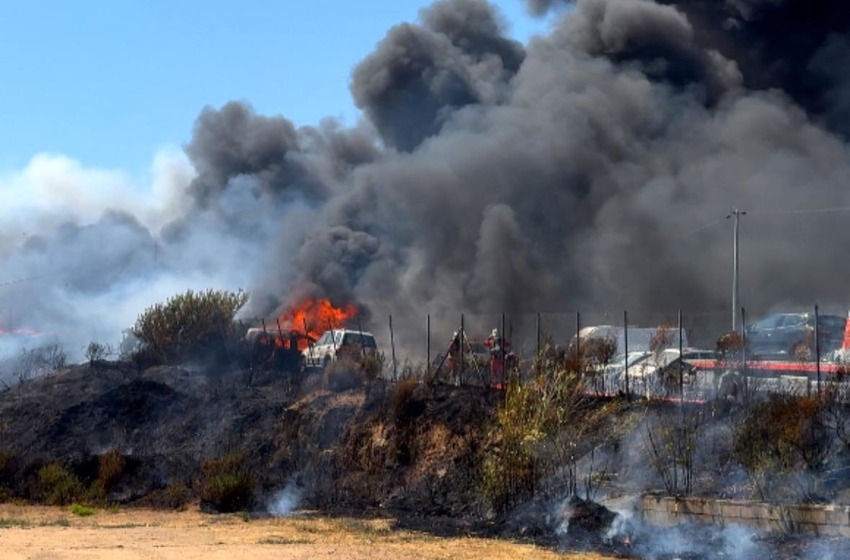 31 véhicules détruits dans un énorme incendie à Ajaccio 
