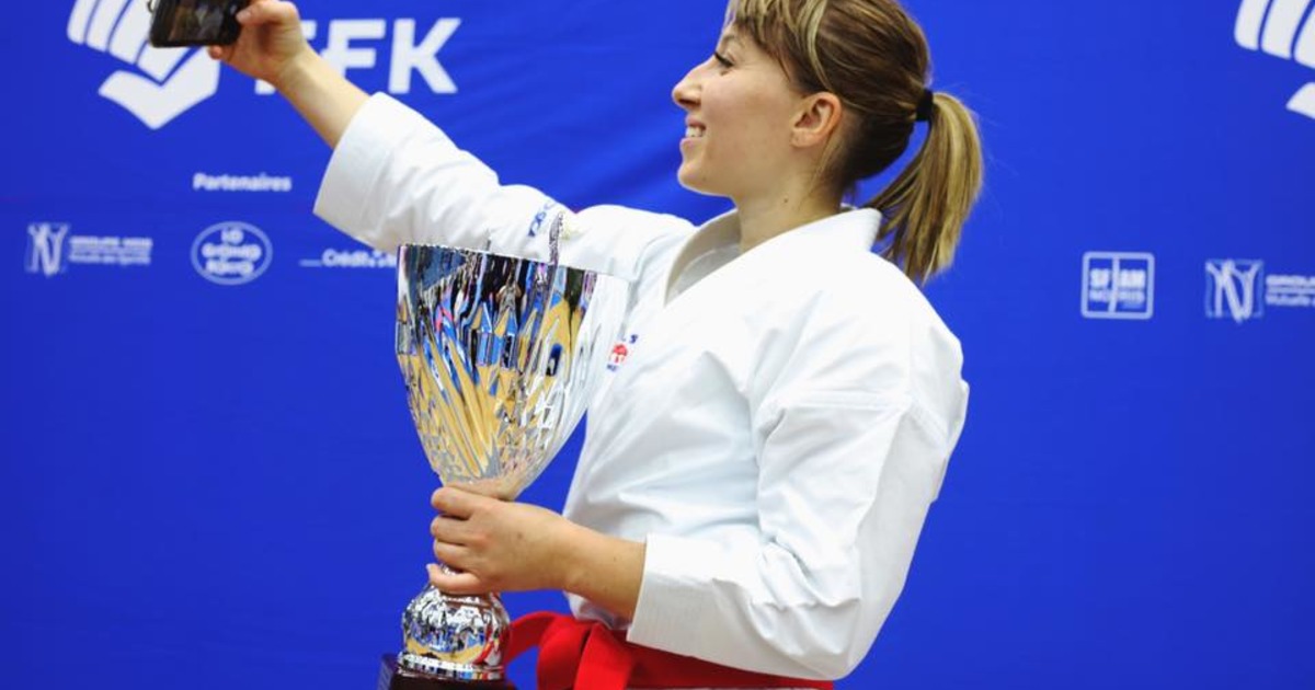 Alexandra Feracci remporte la coupe de France de karat  kata 