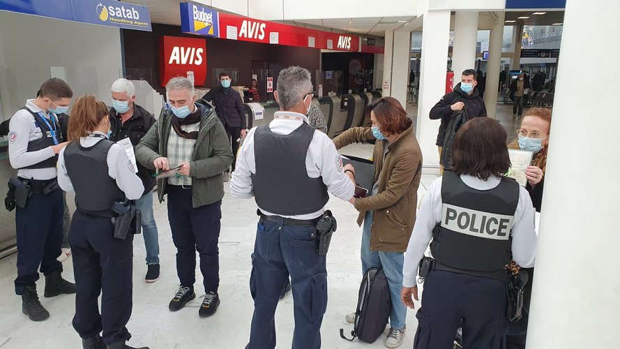 COVID-19 : le test négatif obligatoire pour arriver en ...