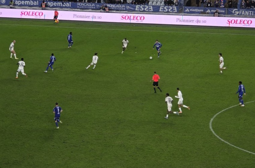 Football (Coupe de France) - Le SC Bastia va devoir éviter de se prendre les pieds dans le tapis à Château-Malo (R3)