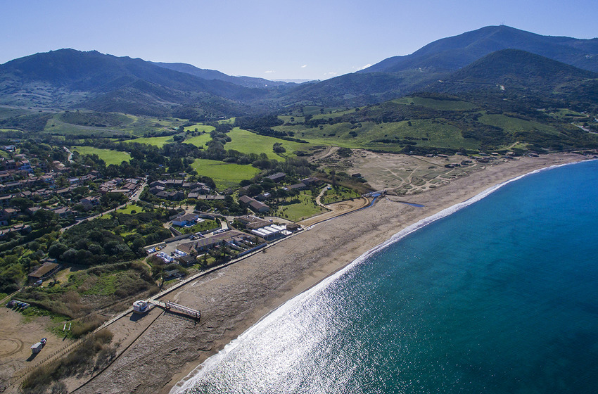 Golfe de Lava : l'accès à la plage et la baignade restent autorisés dans la bande littorale