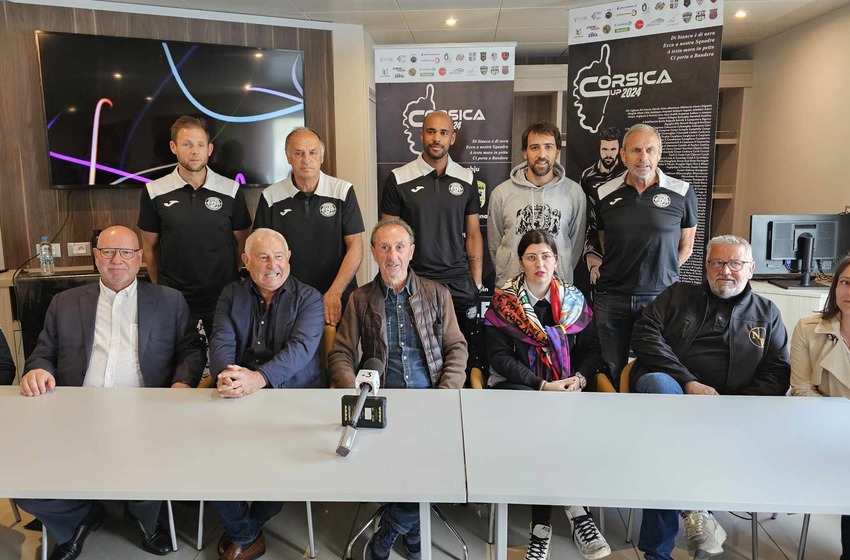 La Squadra Corsa de football organise la Corsica Cup fin mai, avec en toile de fond une possible affiliation à l'UEFA