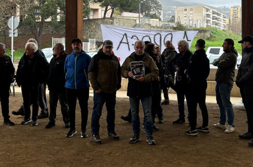 Le parti indépendantiste Nazione a mené un tractage anti-drogue dans les quartiers sud de Bastia