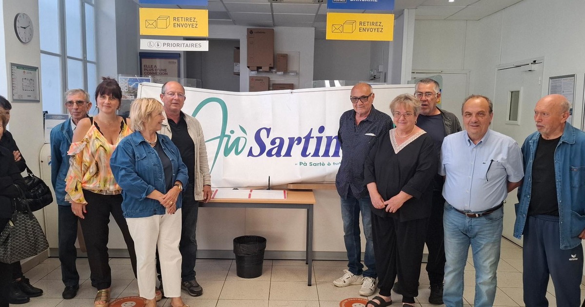 Occupation de La Poste de Sartène par le groupe politique Aiò Sartinesi