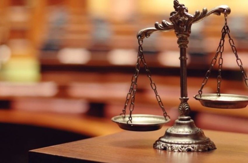 Six ans et cinq ans d'emprisonnement prononcés  par le tribunal correctionnel d'Ajaccio pour un vol avec violence commis à Ajaccio