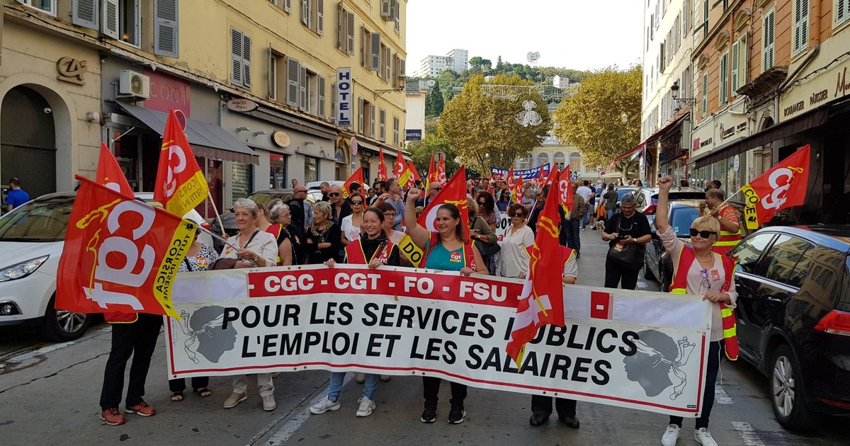 Nouvelle manifestation des syndicats contre la politique ...
